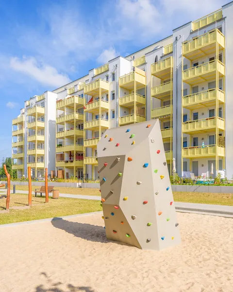 Familien(t)raum - Grosse 4,5 -Zimmer-Wohnung mit sonnigem Balkon — photo 1